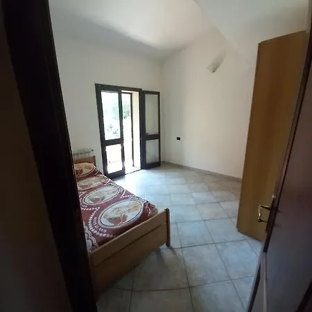 בית נופש Casa Mare Sardegna סיניסקולה