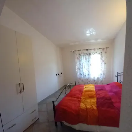 בית נופש Casa Mare Sardegna סיניסקולה